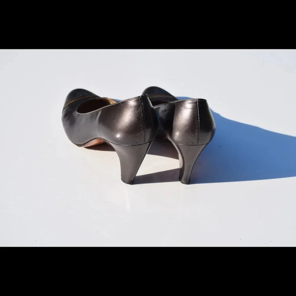 Salvatore Ferragamo low pumps - Picture 2 of 8